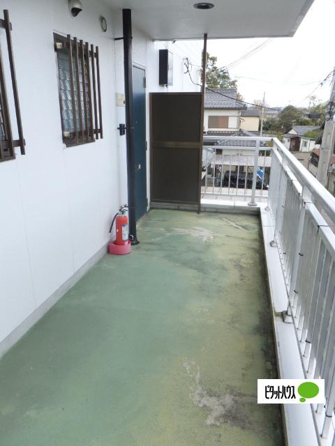 近江八幡市上野町アパート ロビー