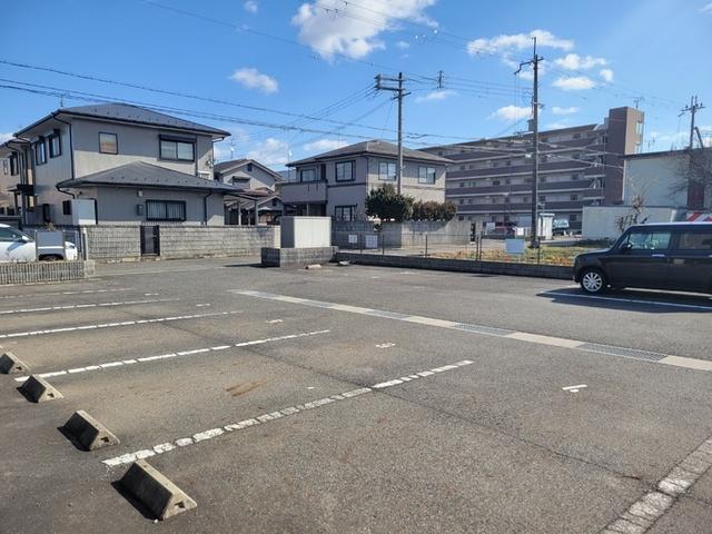 セジュールアースマーシⅣ（203） 駐車場