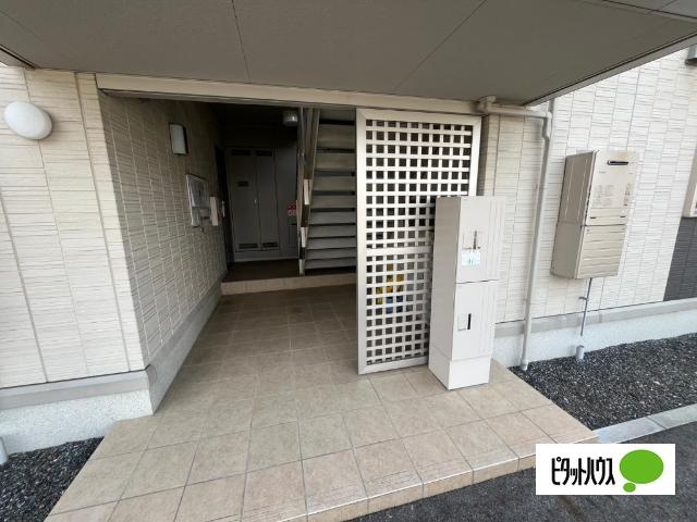 野洲市小篠原アパート エントランス