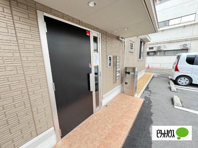 野洲市小篠原アパート エントランス