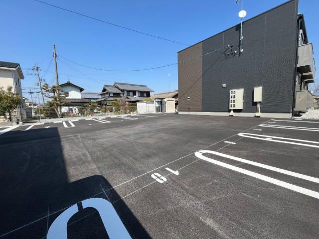 Patria（203） 駐車場