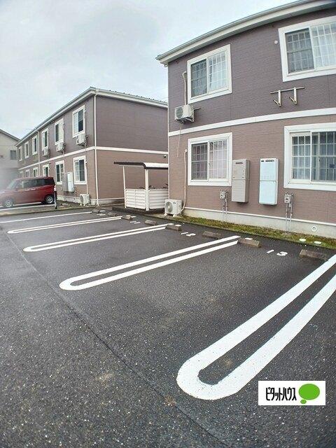 東近江市林町アパート 駐車場