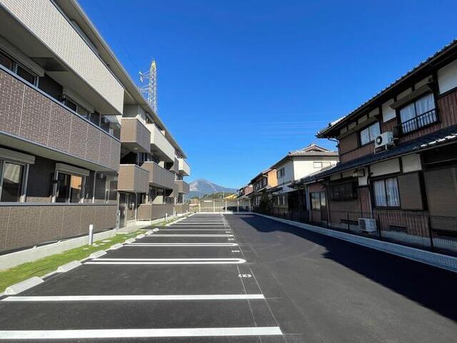 ベルコート川崎（206） 駐車場