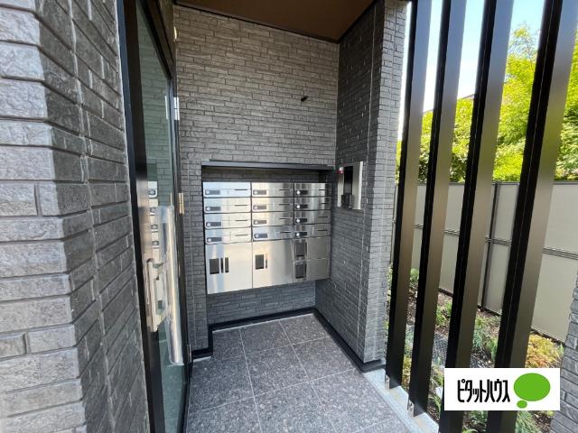 近江八幡市本町アパート エントランス