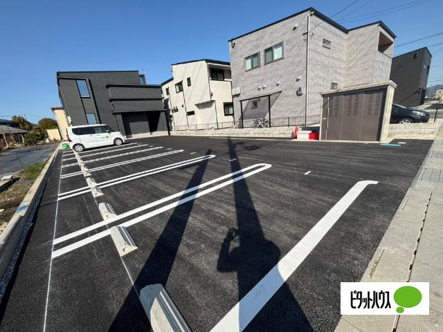 野洲市西河原アパート 駐車場