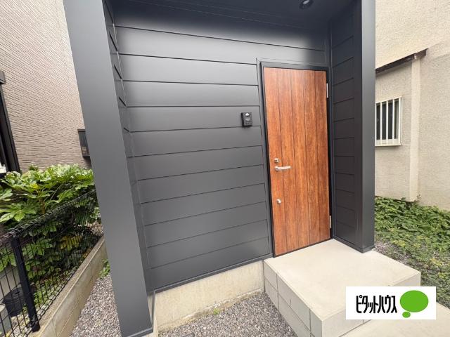 野洲市栄一戸建 エントランス