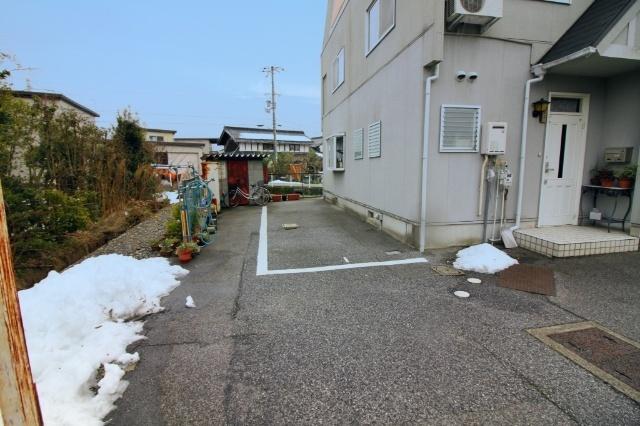 グランディール長浜（3） 駐車場