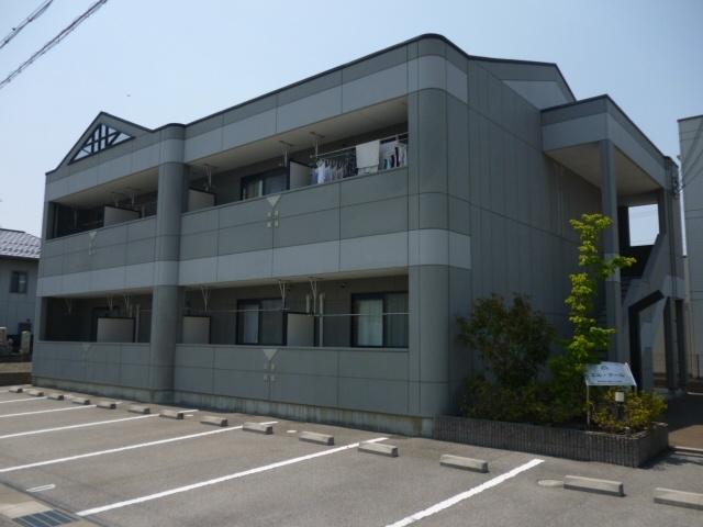 エルアール（102） 駐車場