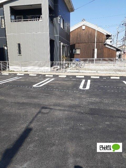 近江八幡市武佐町アパート 駐車場