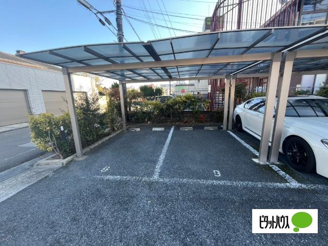 近江八幡市中村町マンション 駐車場
