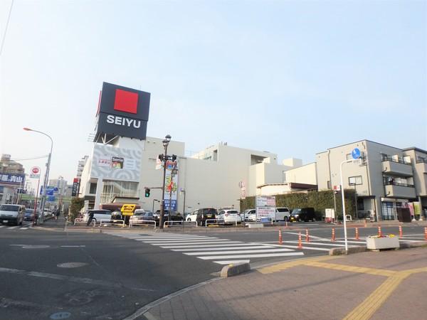 西友与野店：307m