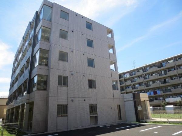 Iris与野本町（101） 駐車場