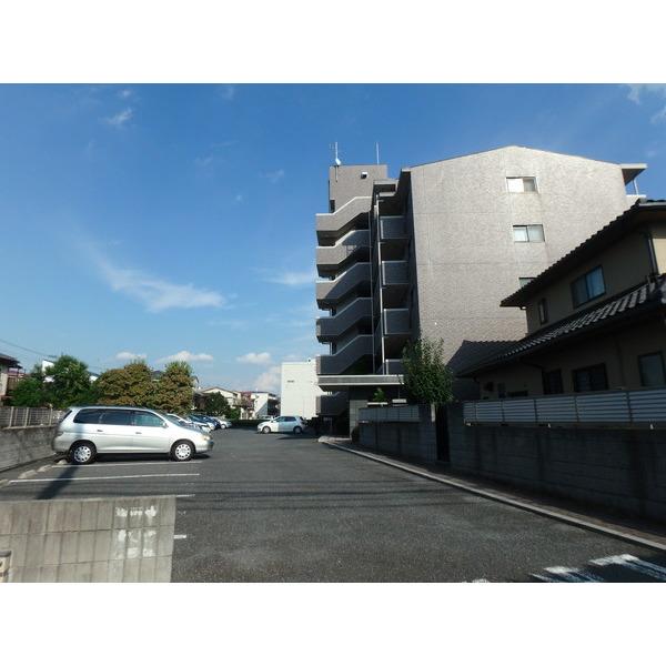フローラ浦和（301） 駐車場