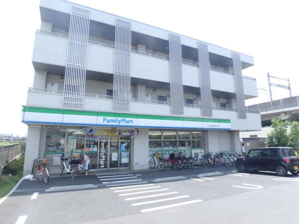 ファミリーマートさいたま本町東二丁目店：477m