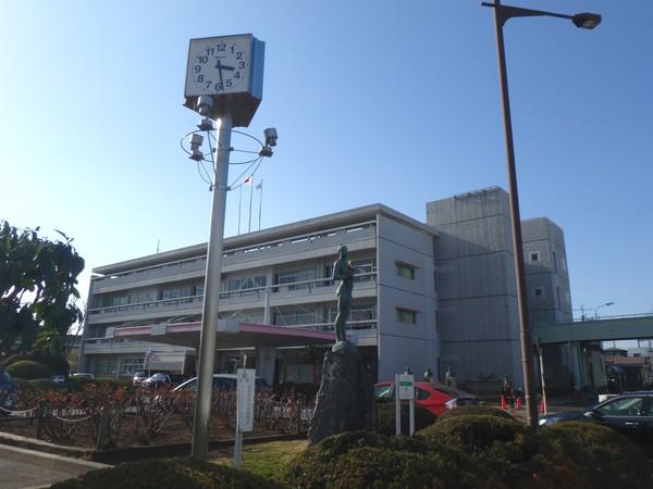 さいたま市中央区役所：329m