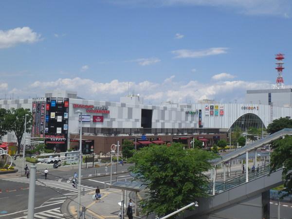 ヨドバシカメラマルチメディアさい：745m