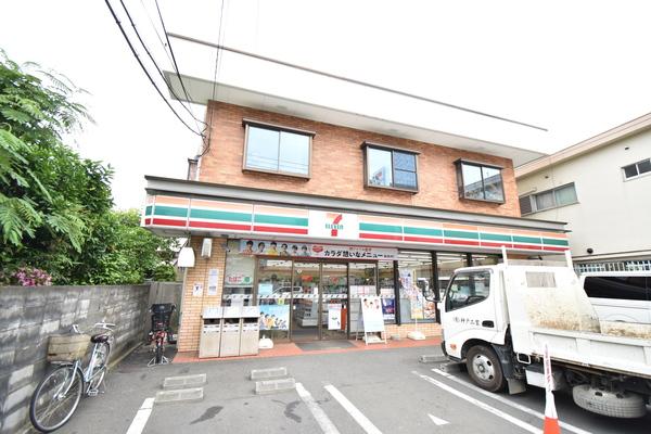 セブンイレブン針ケ谷店：116m