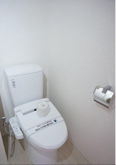 アクシーズタワー大門町（604） トイレ