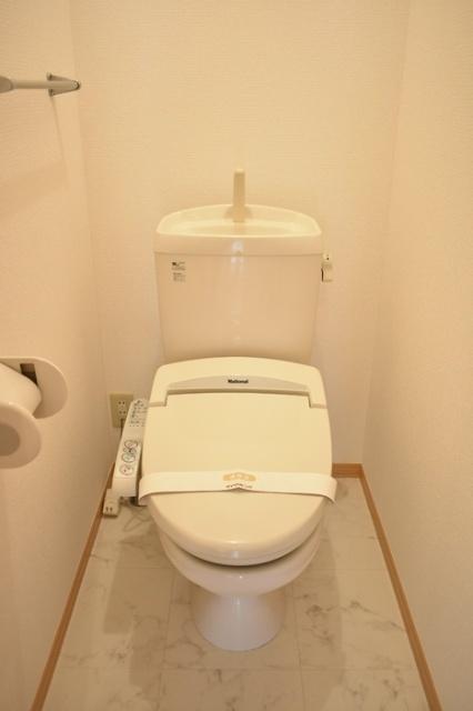 サンベルテ菅沼　Ⅰ（101） トイレ