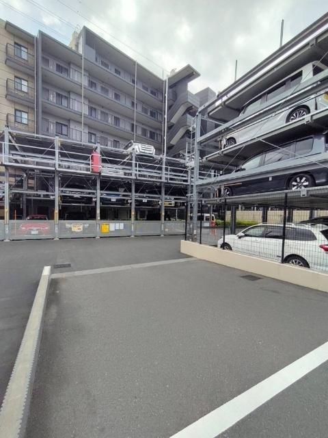 サンクレイドル東浦和（102） 駐車場