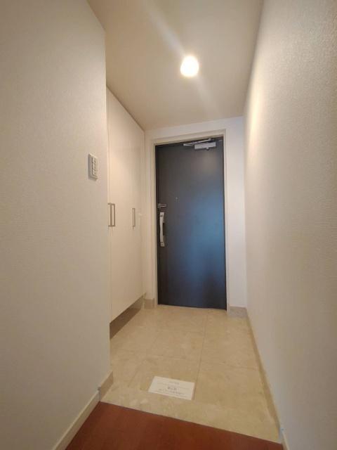 ローレルコート南浦和（1204） 玄関