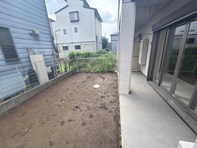 Iris与野本町（101） 庭