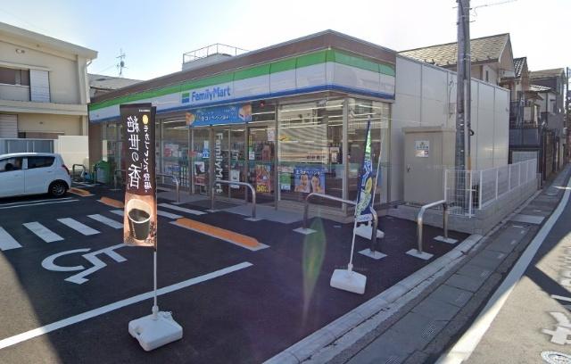 ファミリーマート浦和南元宿店：529m