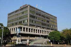 戸田市役所：302m