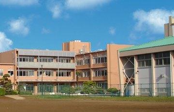 国立埼玉大学教育学部附属中学校：666m