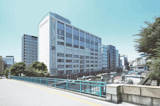 私立開智日本橋学園高校：1233m