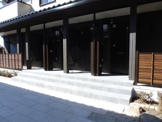 心静庵　三番館（202） エントランス