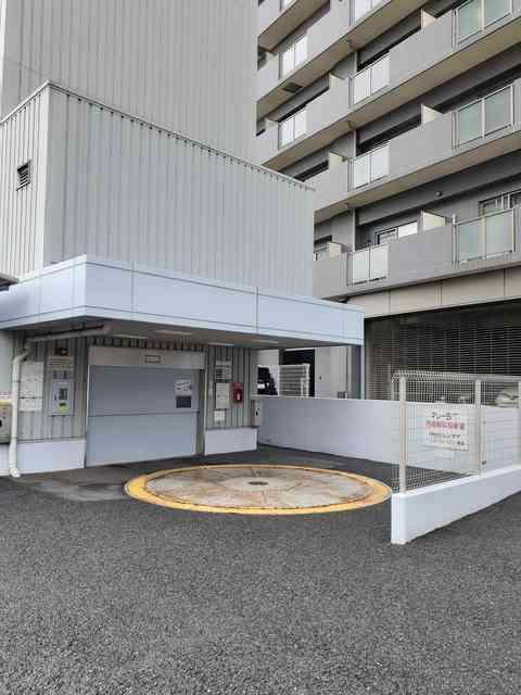 メルヴェーユ（301） 駐車場