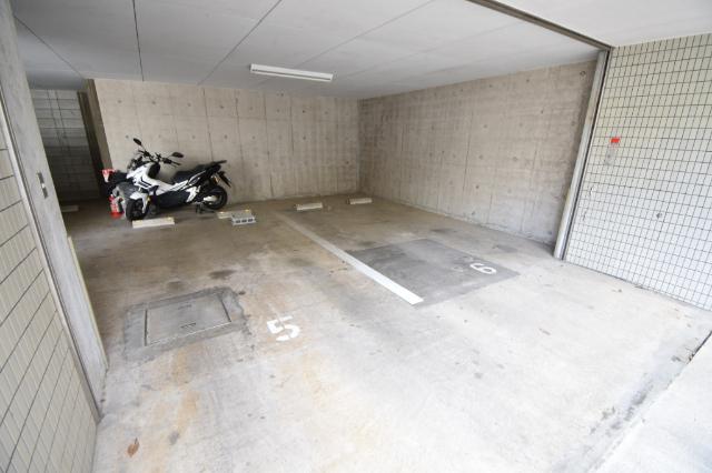 メゾン土呂（3−A） 駐車場
