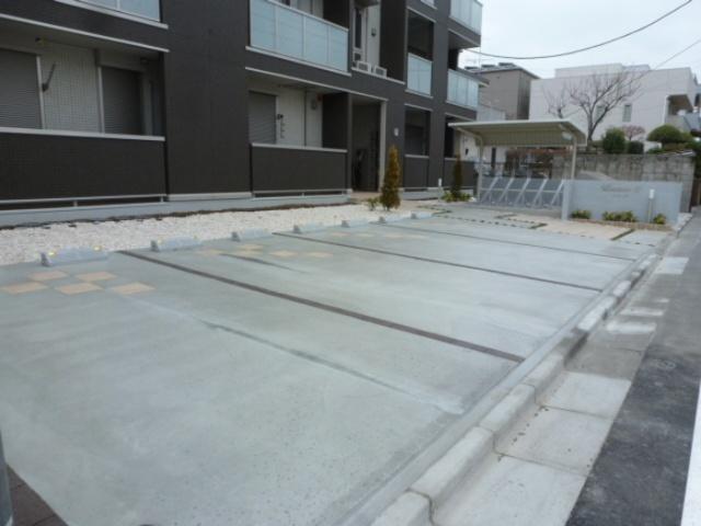 Lucente　Ⅲ（301） 駐車場