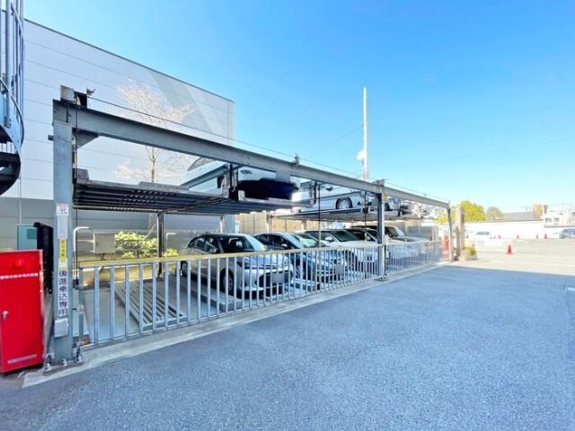 グラース（505） 駐車場