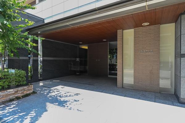 イニシア浦和岸町 エントランス