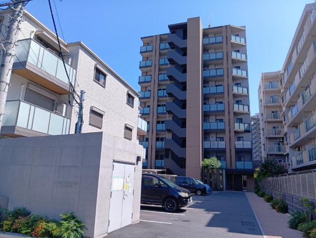 ファインスクェア川口 駐車場