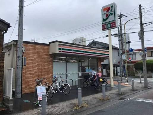 コンビニ