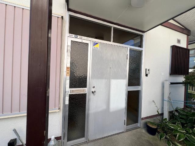 仙台市太白区金剛沢中古戸建 玄関
