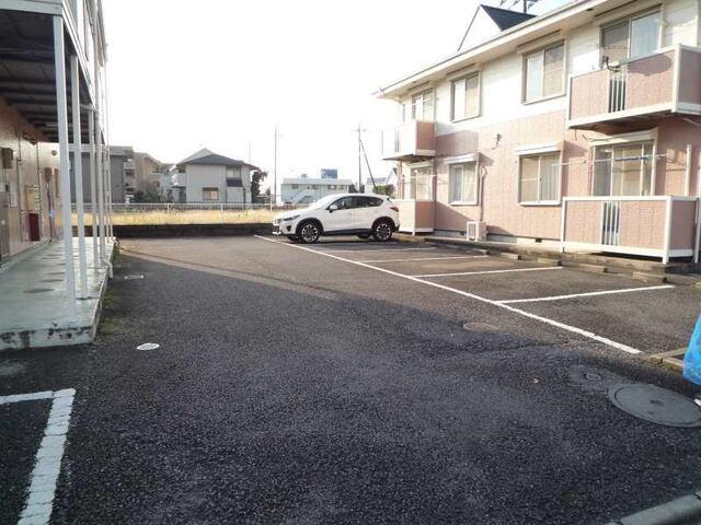 シャン　デ　パステーク　Ｂ（102） 駐車場