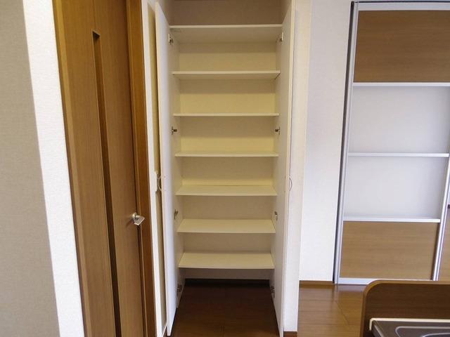 グランシャリオ（201） 部屋画像