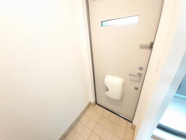 グリーンステージⅢ番館（103） 玄関