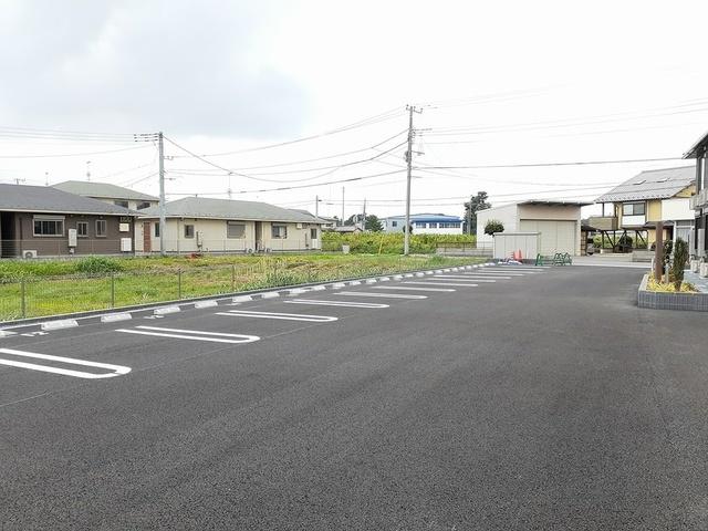 リオンリゾートⅧ（105） 駐車場