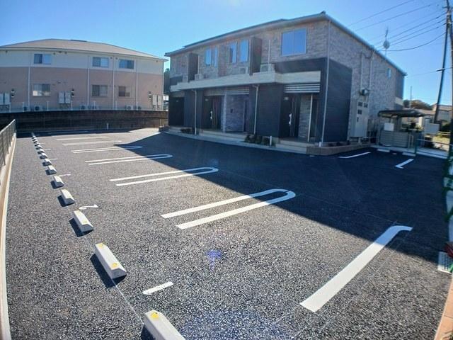 シュテルン（204） 駐車場