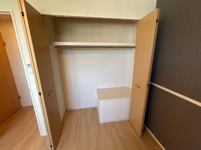 シャインスターアイズ 収納