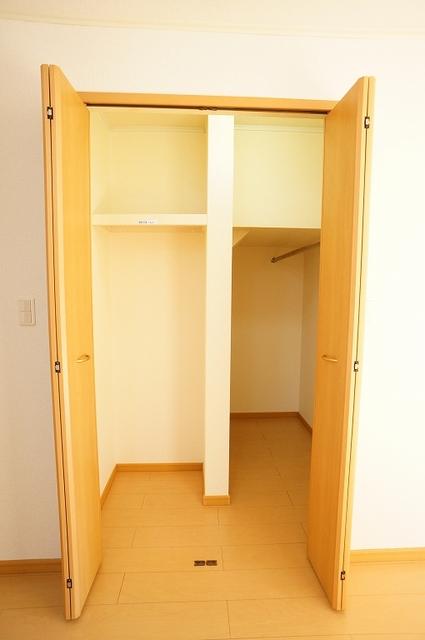 フォンテーヌ（103） 収納