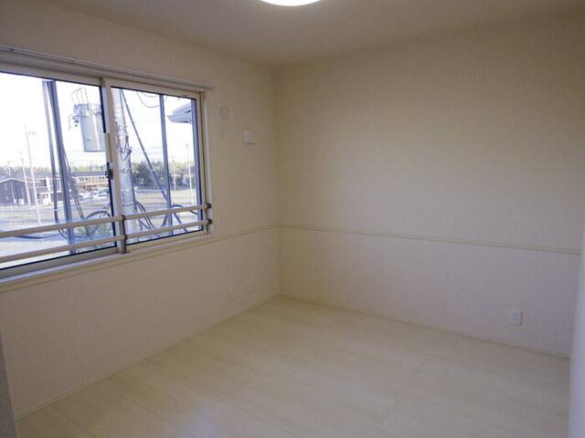 ヴィルヌーブみどりの（301） 部屋画像