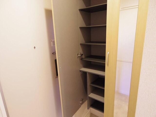 ヴィルヌーブみどりの（301） 部屋画像
