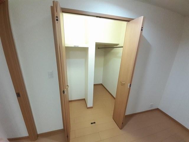 フォンテーヌ（102） 収納