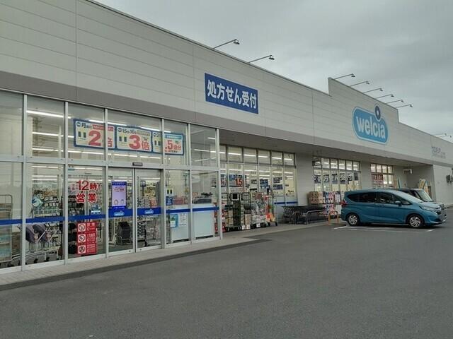 ココス梅園店：700m